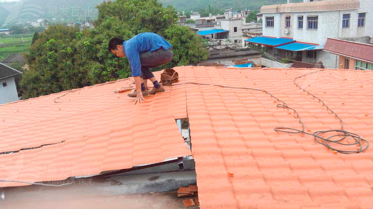 廈門屋頂鋪設安裝合成樹脂瓦時，牢牢記住這3點，就不怕屋頂出問題！